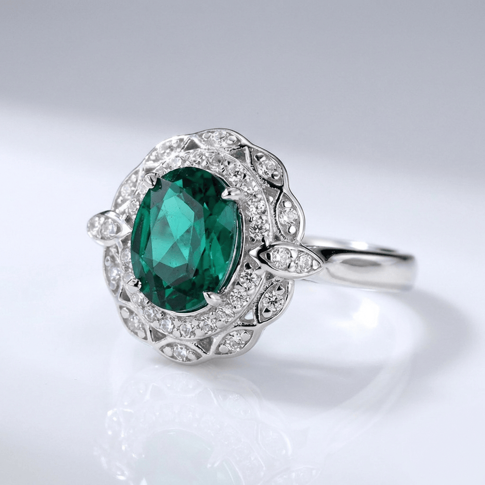 Vintage Emerald Silver Floral Ring - (Adjustable)